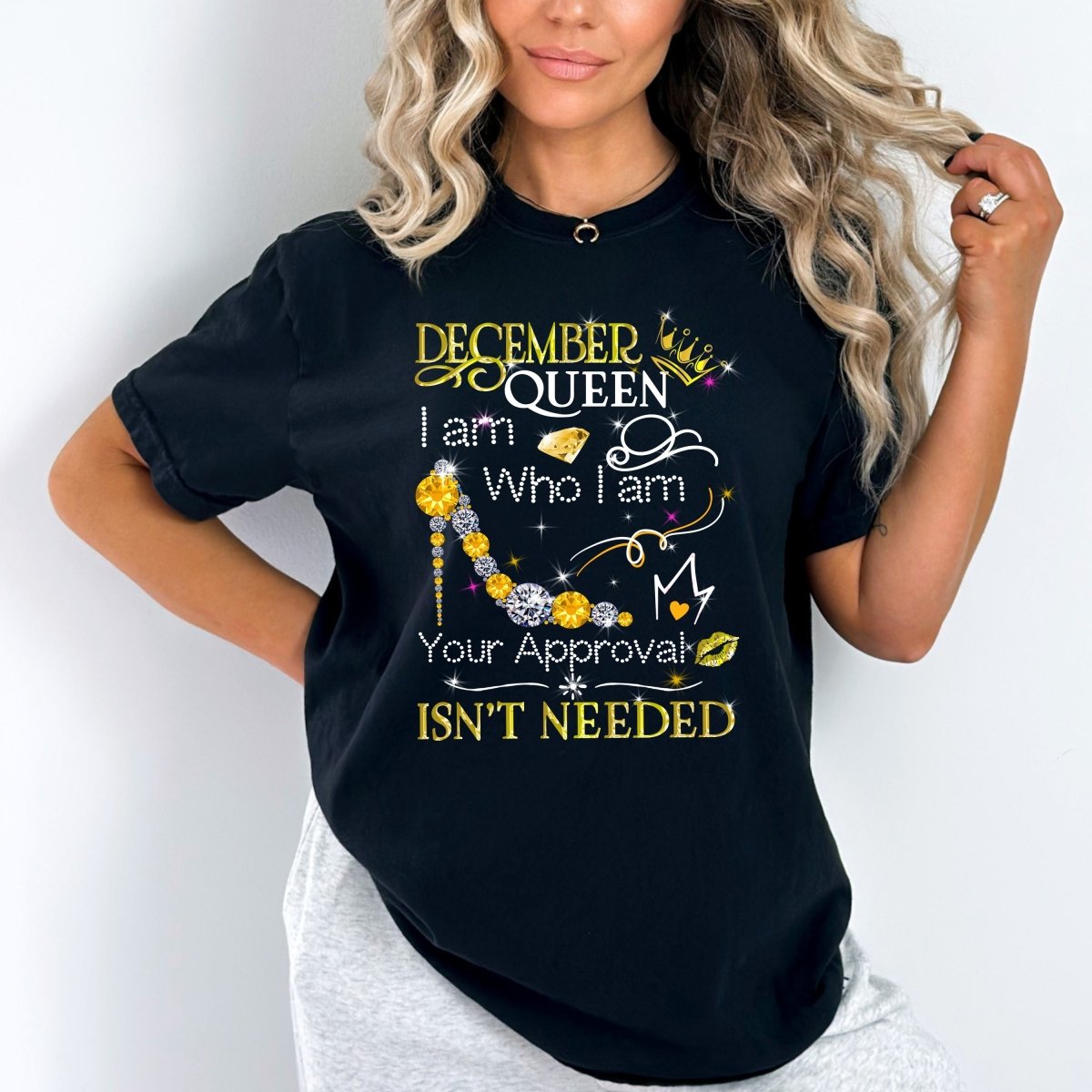 December Queen - I Am Who I Am Birthday Shirt - Bliss Birthday Shirts - Small - Black with yellow design