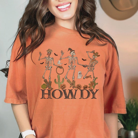 Halloween Comfort Colors T-Shirt Howdy Design Spooky Funny Cowboy Skeleton Halloween Party Outfit  - Bliss Birthday Shirts - Yam - S