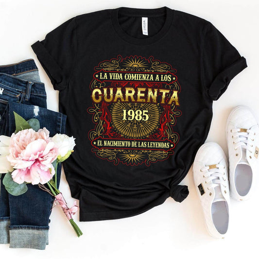 La vida comienza a los 40 - El nacimiento de las leyendas con un diseño innovador para 2025 - Bliss Birthday Shirts - Black - S