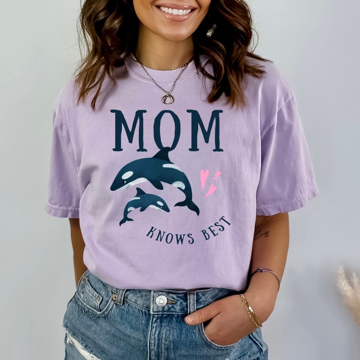 Mom Knows Best - Birthday Shirt - Bliss Birthday Shirts - Small - Lilac